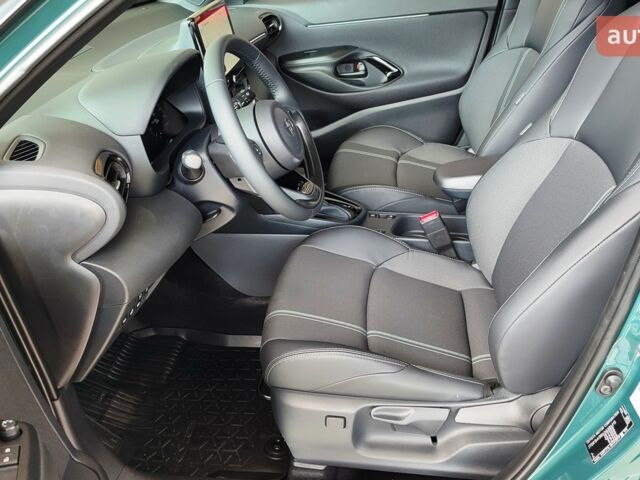 купить новое авто Тойота Yaris Cross 2025 года от официального дилера Тойота Центр Чернігів «Соллі-Плюс» Тойота фото