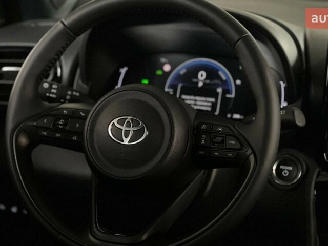 Тойота Yaris Cross, объемом двигателя 1.49 л и пробегом 0 тыс. км за 31601 $, фото 33 на Automoto.ua