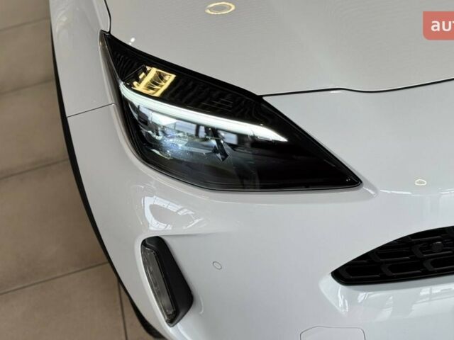 Тойота Yaris Cross, объемом двигателя 1.49 л и пробегом 0 тыс. км за 31753 $, фото 2 на Automoto.ua