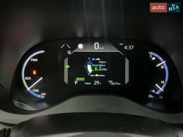 Желтый Тойота Yaris Cross, объемом двигателя 1.49 л и пробегом 15 тыс. км за 28900 $, фото 14 на Automoto.ua