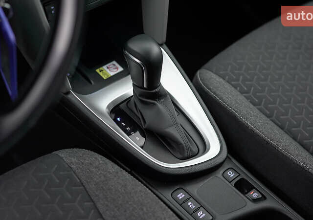 Желтый Тойота Yaris Cross, объемом двигателя 1.49 л и пробегом 36 тыс. км за 25029 $, фото 26 на Automoto.ua