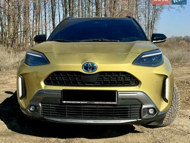 Желтый Тойота Yaris Cross, объемом двигателя 1.49 л и пробегом 17 тыс. км за 27499 $, фото 34 на Automoto.ua