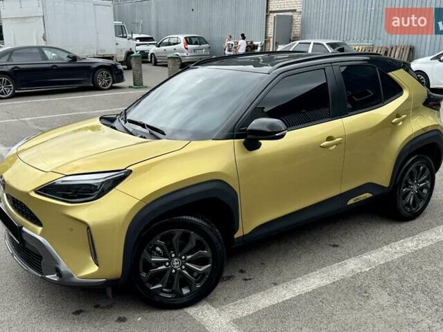 Желтый Тойота Yaris Cross, объемом двигателя 1.49 л и пробегом 17 тыс. км за 27499 $, фото 16 на Automoto.ua