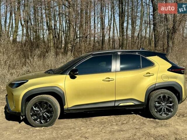 Желтый Тойота Yaris Cross, объемом двигателя 1.49 л и пробегом 17 тыс. км за 27499 $, фото 36 на Automoto.ua