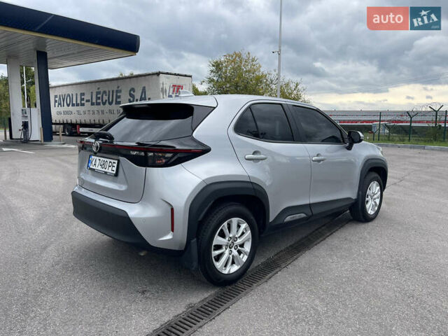 Серый Тойота Yaris Cross, объемом двигателя 1.49 л и пробегом 47 тыс. км за 24000 $, фото 10 на Automoto.ua