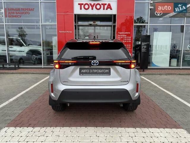 Серый Тойота Yaris Cross, объемом двигателя 1.49 л и пробегом 28 тыс. км за 26586 $, фото 6 на Automoto.ua