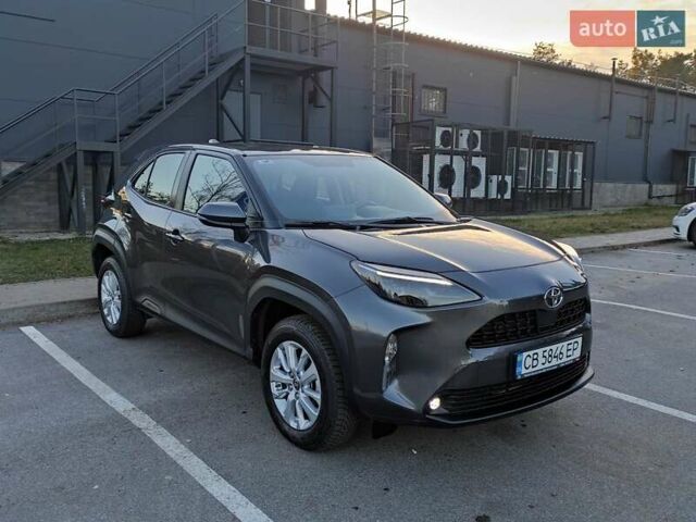 Сірий Тойота Yaris Cross, об'ємом двигуна 1.49 л та пробігом 5 тис. км за 24400 $, фото 13 на Automoto.ua
