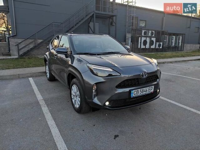 Сірий Тойота Yaris Cross, об'ємом двигуна 1.49 л та пробігом 5 тис. км за 24400 $, фото 5 на Automoto.ua