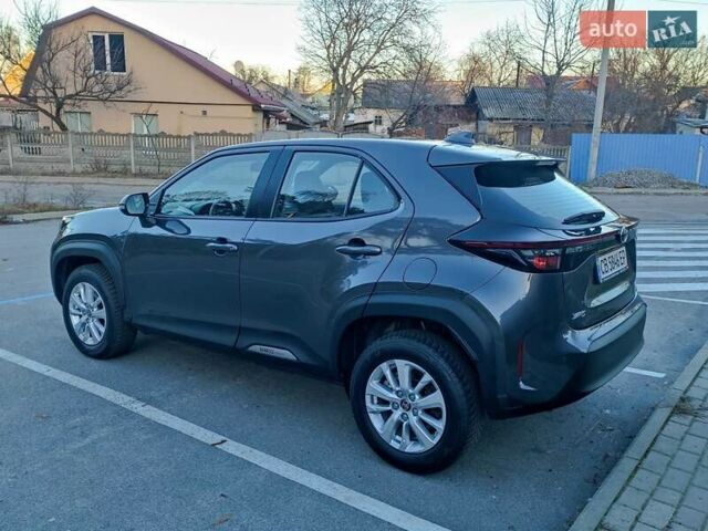 Сірий Тойота Yaris Cross, об'ємом двигуна 1.49 л та пробігом 5 тис. км за 24400 $, фото 11 на Automoto.ua