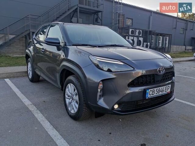 Сірий Тойота Yaris Cross, об'ємом двигуна 1.49 л та пробігом 5 тис. км за 24400 $, фото 8 на Automoto.ua