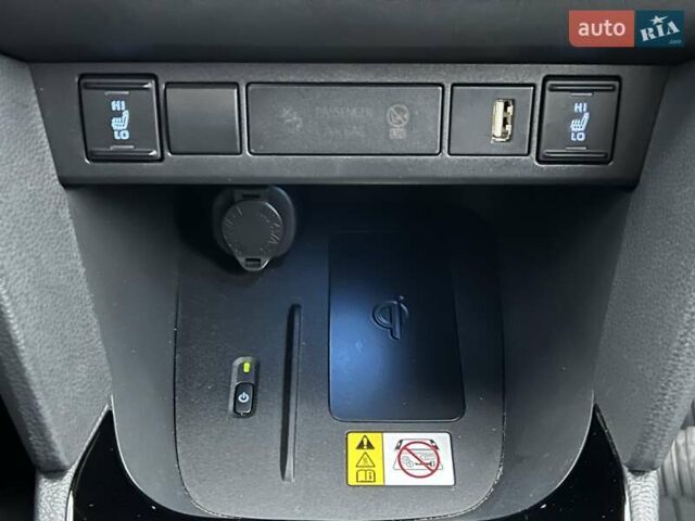 Синий Тойота Yaris Cross, объемом двигателя 1.49 л и пробегом 15 тыс. км за 25500 $, фото 52 на Automoto.ua