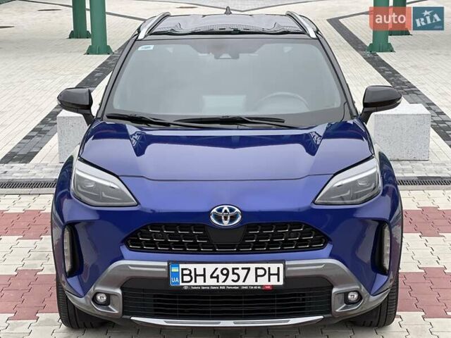 Синий Тойота Yaris Cross, объемом двигателя 1.49 л и пробегом 15 тыс. км за 25500 $, фото 4 на Automoto.ua