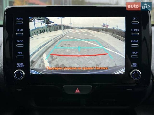 Синий Тойота Yaris Cross, объемом двигателя 1.49 л и пробегом 15 тыс. км за 25500 $, фото 49 на Automoto.ua