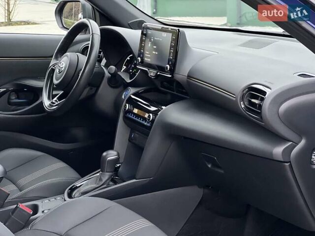 Синий Тойота Yaris Cross, объемом двигателя 1.49 л и пробегом 15 тыс. км за 25500 $, фото 40 на Automoto.ua