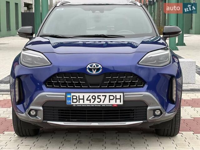 Синий Тойота Yaris Cross, объемом двигателя 1.49 л и пробегом 15 тыс. км за 25500 $, фото 1 на Automoto.ua