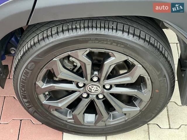 Синий Тойота Yaris Cross, объемом двигателя 1.49 л и пробегом 15 тыс. км за 25500 $, фото 38 на Automoto.ua