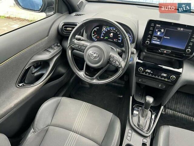 Синий Тойота Yaris Cross, объемом двигателя 1.49 л и пробегом 62 тыс. км за 27500 $, фото 22 на Automoto.ua