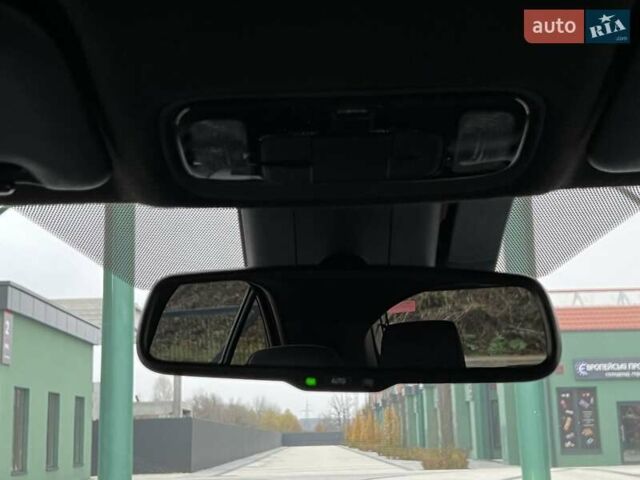 Синий Тойота Yaris Cross, объемом двигателя 1.49 л и пробегом 15 тыс. км за 25500 $, фото 61 на Automoto.ua