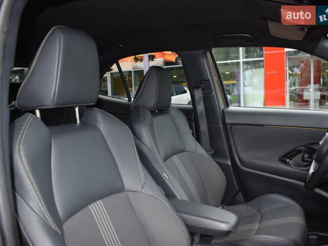 Зеленый Тойота Yaris Cross, объемом двигателя 1.49 л и пробегом 14 тыс. км за 30300 $, фото 26 на Automoto.ua