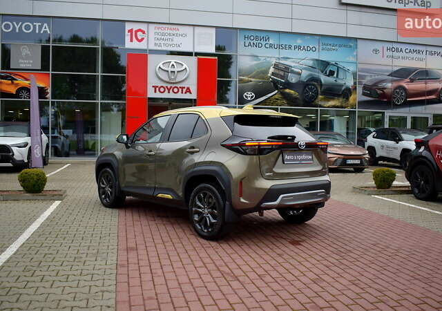Зеленый Тойота Yaris Cross, объемом двигателя 1.49 л и пробегом 14 тыс. км за 30300 $, фото 1 на Automoto.ua