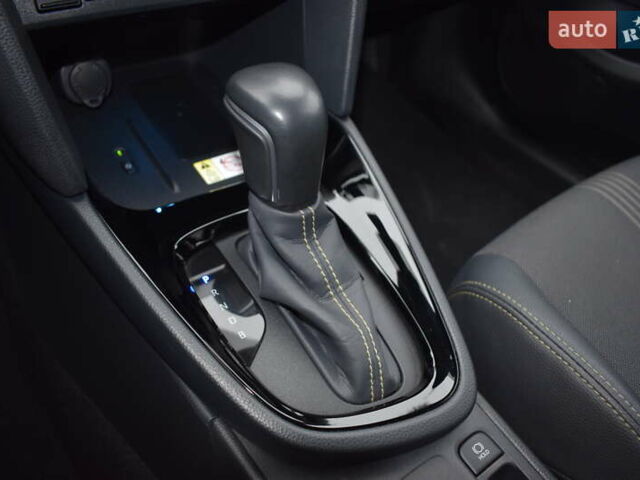 Зеленый Тойота Yaris Cross, объемом двигателя 1.49 л и пробегом 14 тыс. км за 30300 $, фото 24 на Automoto.ua