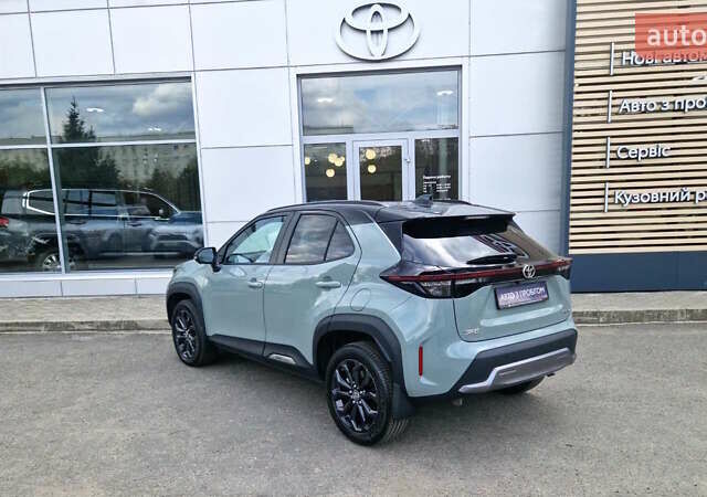 Зеленый Тойота Yaris Cross, объемом двигателя 1.49 л и пробегом 12 тыс. км за 31416 $, фото 1 на Automoto.ua