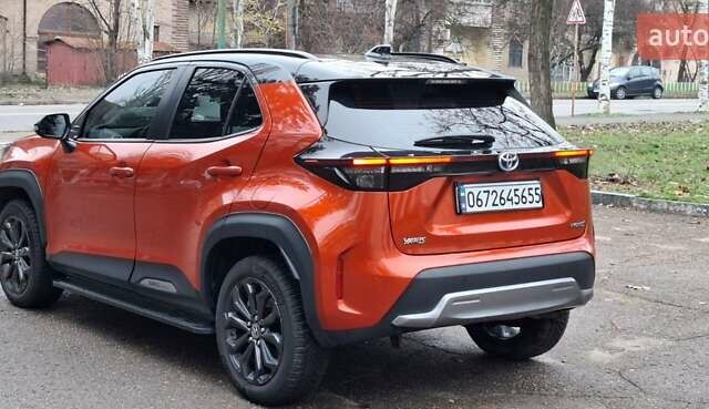 Оранжевый Тойота Yaris Cross, объемом двигателя 1.49 л и пробегом 62 тыс. км за 23999 $, фото 4 на Automoto.ua