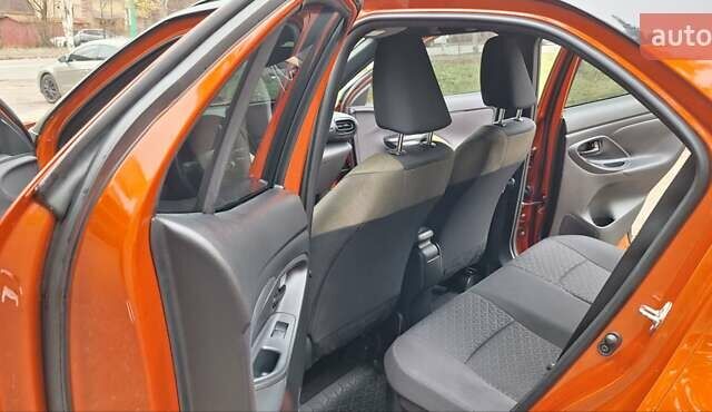 Оранжевый Тойота Yaris Cross, объемом двигателя 1.49 л и пробегом 62 тыс. км за 23999 $, фото 8 на Automoto.ua