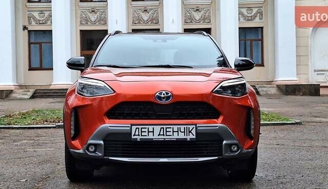 Оранжевый Тойота Yaris Cross, объемом двигателя 1.49 л и пробегом 62 тыс. км за 23999 $, фото 1 на Automoto.ua