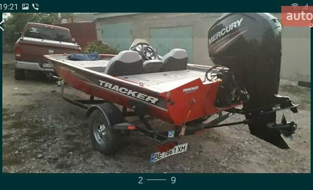 Червоний лодка Трекер Bass, об'ємом двигуна 0 л та пробігом 96 тис. км за 17600 $, фото 1 на Automoto.ua