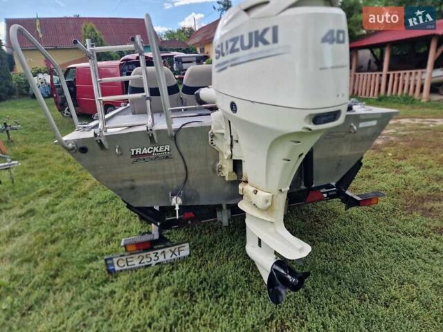 лодка Трекер Басс, объемом двигателя 0 л и пробегом 0 тыс. км за 10500 $, фото 32 на Automoto.ua