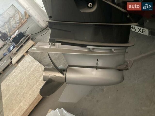 Червоний лодка Трекер Паті Барж, об'ємом двигуна 3 л та пробігом 0 тис. км за 55000 $, фото 11 на Automoto.ua