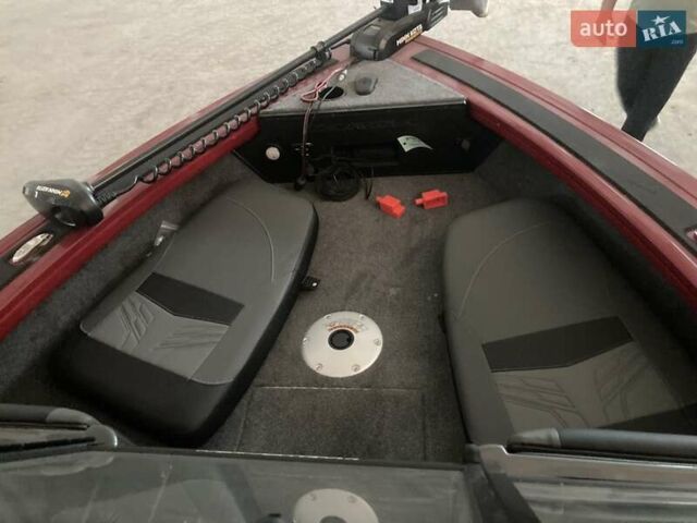 Червоний лодка Трекер Паті Барж, об'ємом двигуна 3 л та пробігом 0 тис. км за 55000 $, фото 9 на Automoto.ua