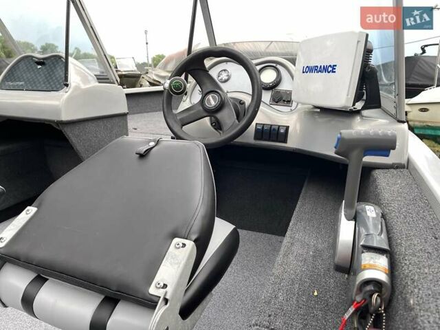 Білий лодка Трекер Pro Guide, об'ємом двигуна 0 л та пробігом 400 тис. км за 25000 $, фото 10 на Automoto.ua