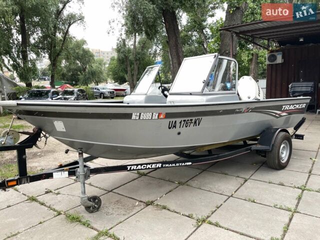 Білий лодка Трекер Pro Guide, об'ємом двигуна 0 л та пробігом 400 тис. км за 22000 $, фото 6 на Automoto.ua