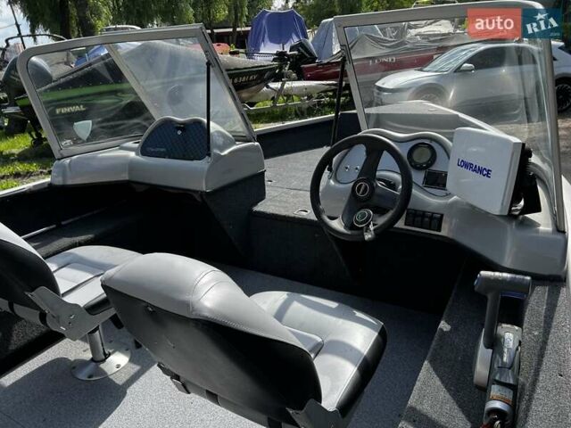 Білий лодка Трекер Pro Guide, об'ємом двигуна 0 л та пробігом 400 тис. км за 25000 $, фото 23 на Automoto.ua