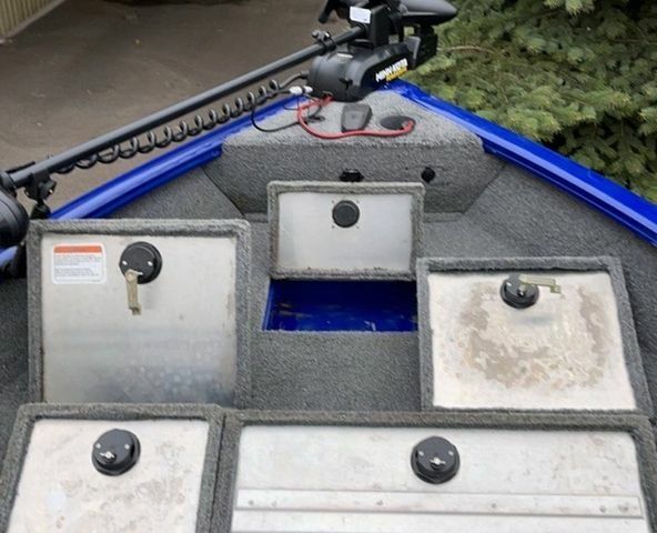 лодка Трекер Pro Guide, об'ємом двигуна 0 л та пробігом 3 тис. км за 27500 $, фото 6 на Automoto.ua