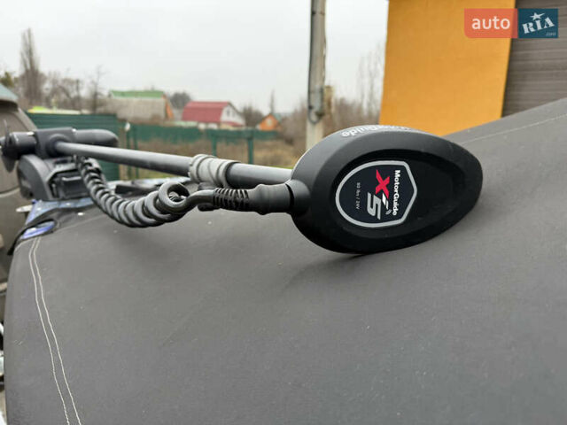 Синий лодка Трекер Про Гайд, объемом двигателя 0 л и пробегом 0 тыс. км за 25000 $, фото 11 на Automoto.ua