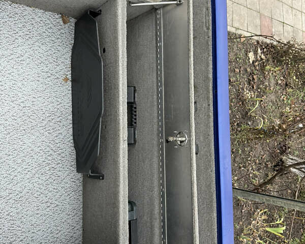 Синий лодка Трекер Про Гайд, объемом двигателя 0 л и пробегом 0 тыс. км за 25000 $, фото 18 на Automoto.ua