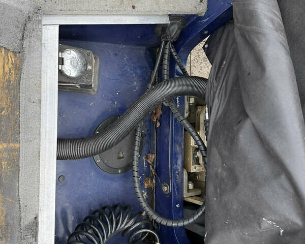 Синий лодка Трекер Про Гайд, объемом двигателя 0 л и пробегом 0 тыс. км за 25000 $, фото 22 на Automoto.ua