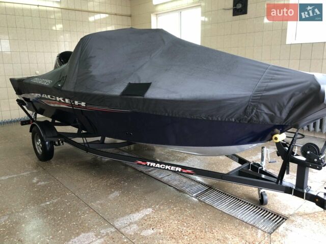Синий лодка Трекер Про Гайд, объемом двигателя 0 л и пробегом 5 тыс. км за 51500 $, фото 36 на Automoto.ua