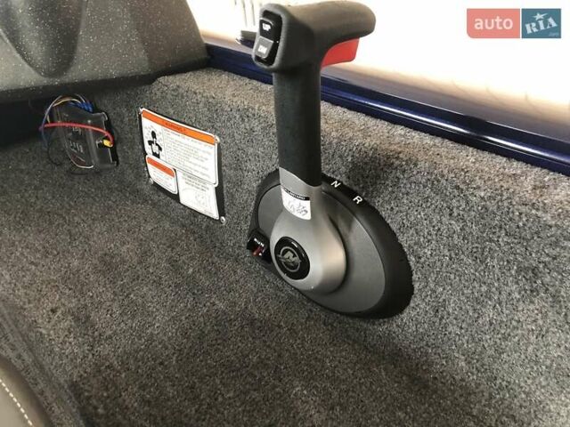 Синій лодка Трекер Pro Guide, об'ємом двигуна 0 л та пробігом 5 тис. км за 51500 $, фото 12 на Automoto.ua