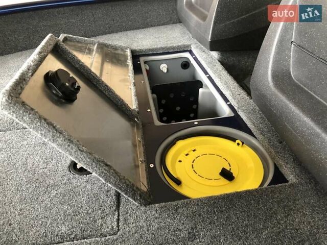 Синій лодка Трекер Pro Guide, об'ємом двигуна 0 л та пробігом 5 тис. км за 51500 $, фото 15 на Automoto.ua