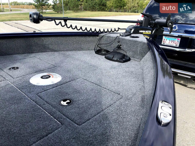 Синий лодка Трекер Про Гайд, объемом двигателя 0 л и пробегом 5 тыс. км за 31500 $, фото 10 на Automoto.ua