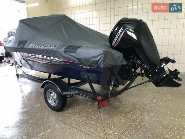 Синій лодка Трекер Pro Guide, об'ємом двигуна 0 л та пробігом 5 тис. км за 51500 $, фото 33 на Automoto.ua
