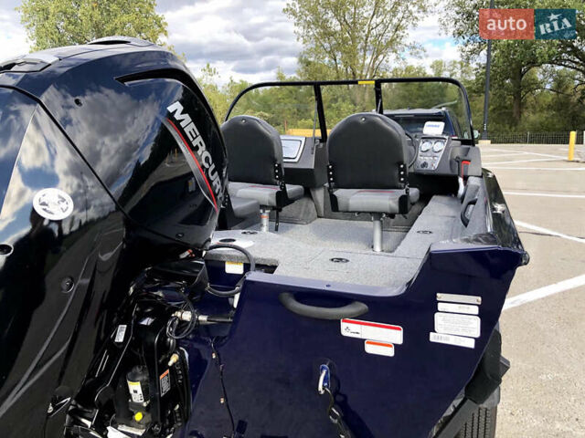 Синий лодка Трекер Про Гайд, объемом двигателя 0 л и пробегом 5 тыс. км за 31500 $, фото 6 на Automoto.ua