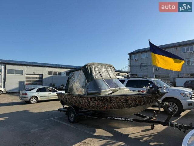Серый лодка Трекер Тарга, объемом двигателя 0 л и пробегом 0 тыс. км за 15000 $, фото 5 на Automoto.ua
