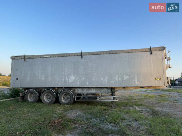 Трейлор TCS 2001 у Рівному на Automoto.ua Сірий Трейлор TCS, об'ємом двигуна 0 л та пробігом 120 тис. км за 15500 $, фото 5 на Automoto.ua