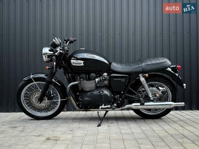 Черный Триумф Бонневиль, объемом двигателя 0.9 л и пробегом 43 тыс. км за 6200 $, фото 5 на Automoto.ua