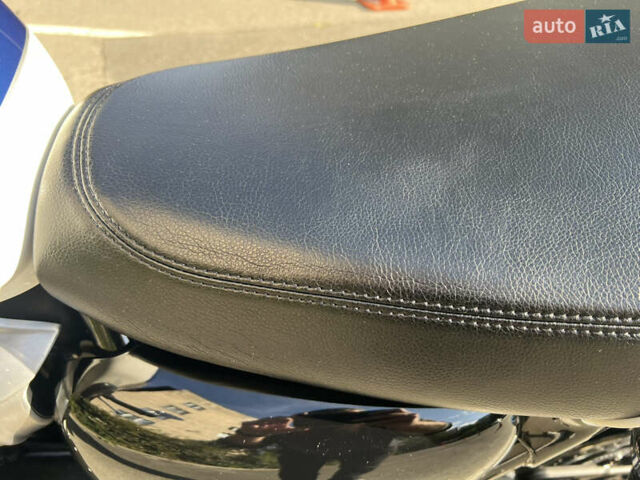 Черный Триумф Бонневиль, объемом двигателя 0.9 л и пробегом 1 тыс. км за 10900 $, фото 59 на Automoto.ua